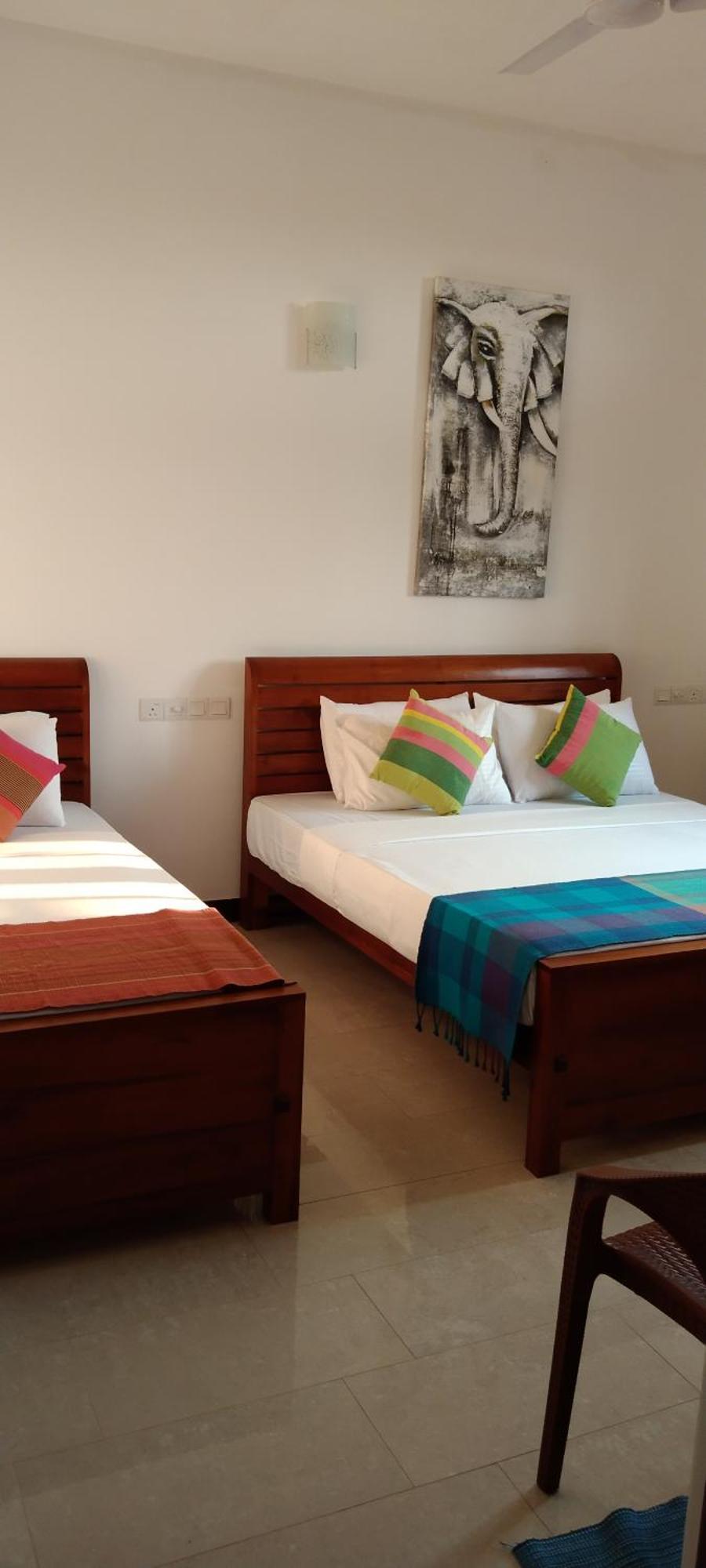 Pick & Go White House Bed & Breakfast Negombo Eksteriør bilde