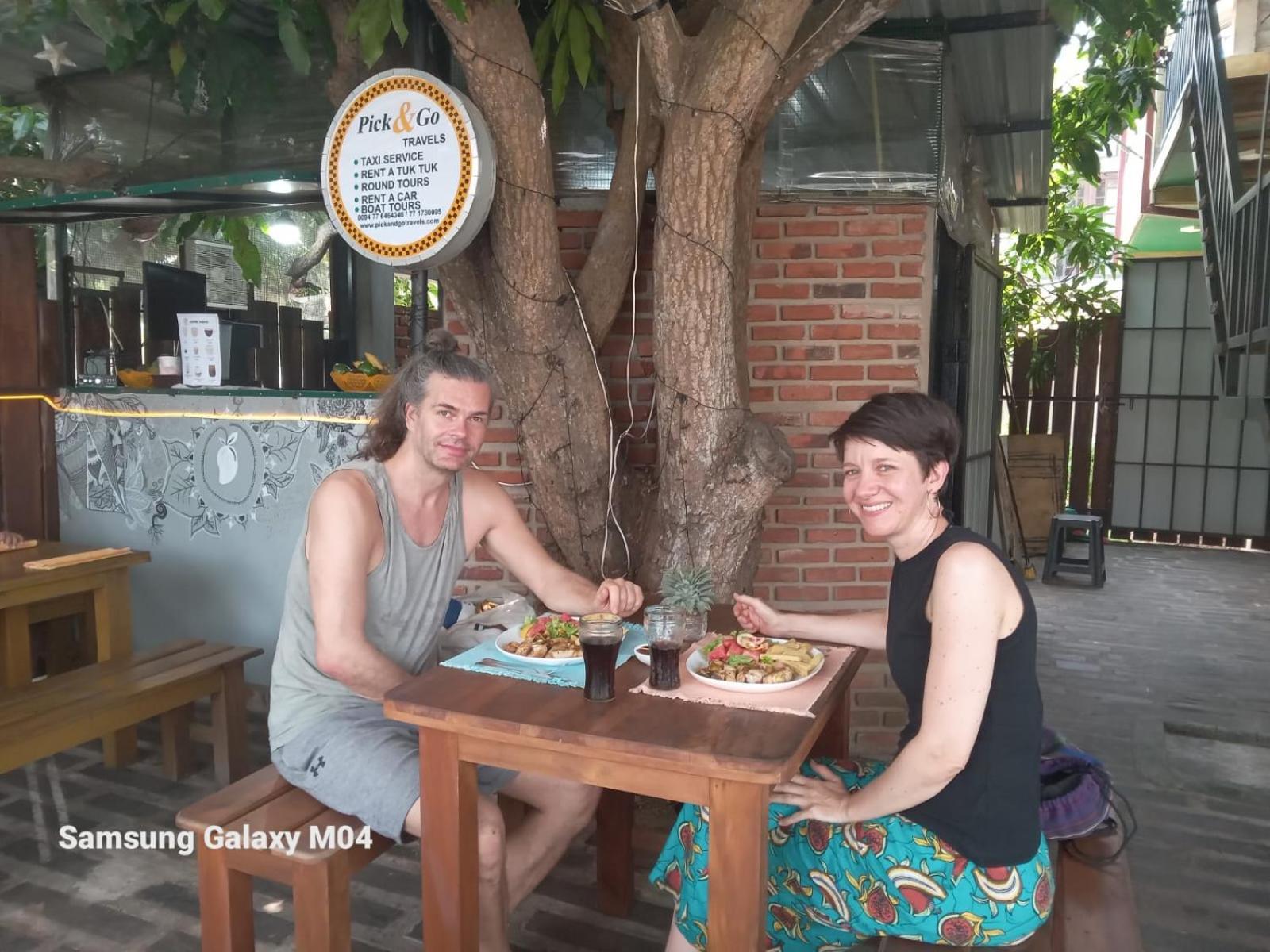 Pick & Go White House Bed & Breakfast Negombo Eksteriør bilde
