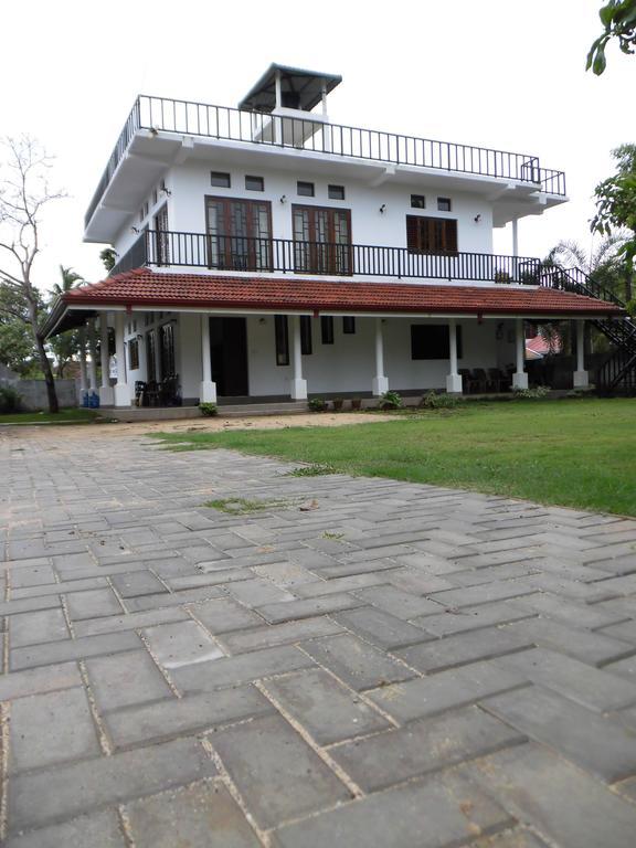 Pick & Go White House Bed & Breakfast Negombo Eksteriør bilde