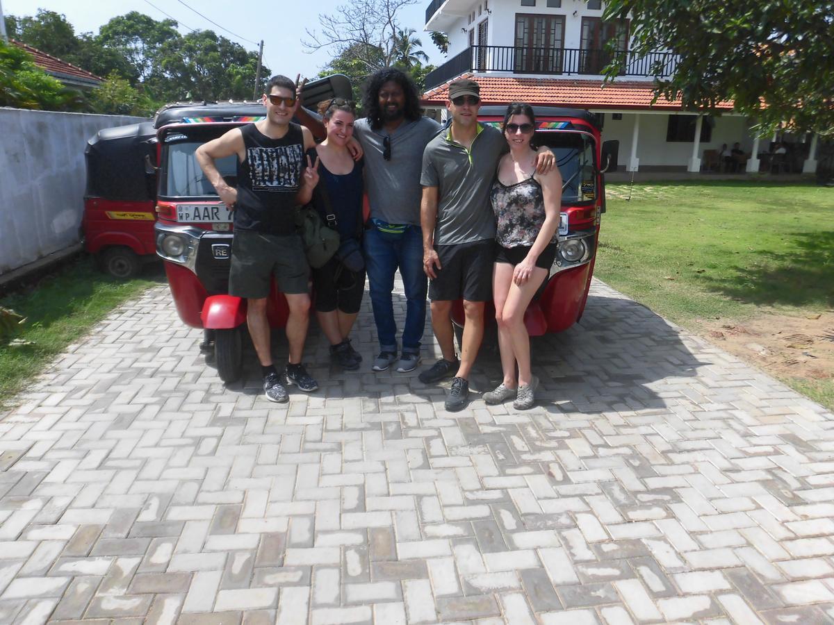 Pick & Go White House Bed & Breakfast Negombo Eksteriør bilde